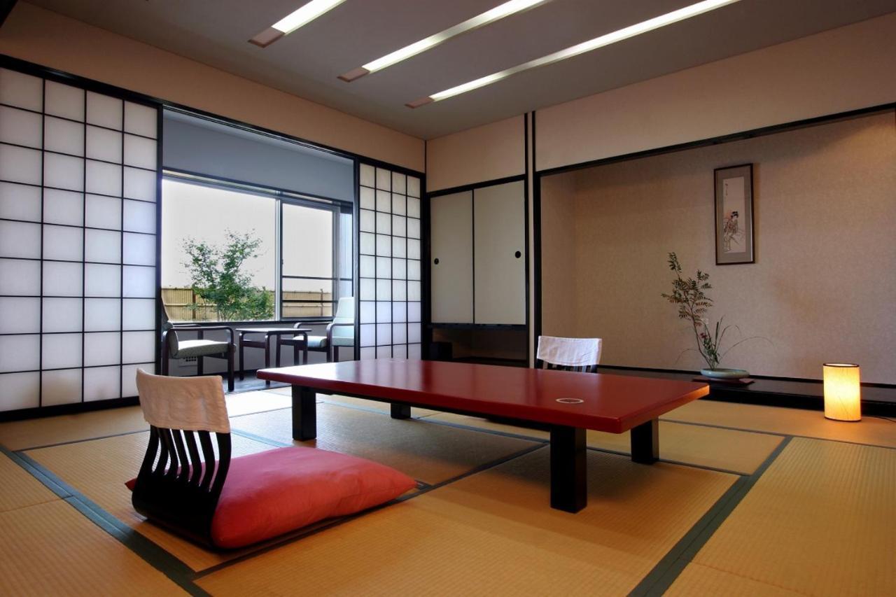 Shinki Hotel Shibukawa Luaran gambar