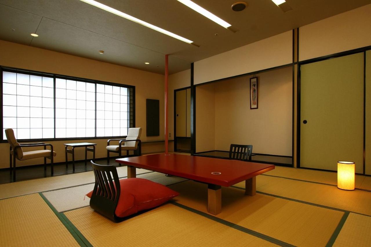 Shinki Hotel Shibukawa Luaran gambar